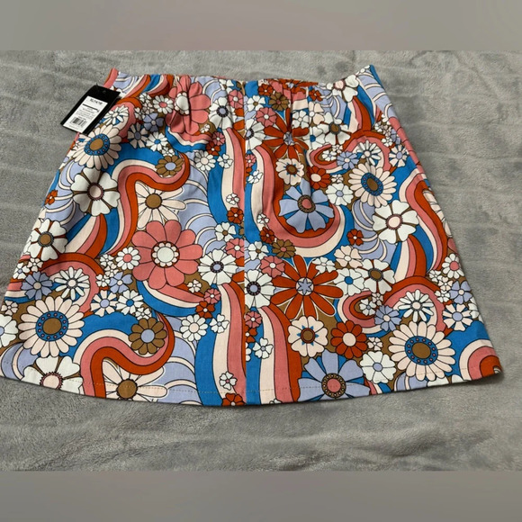 Art Class Flower Power Mini Skirt Size XL - Picture 3 of 5